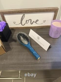 La Bonne Brosse N. 03 boar bristle Brand New. The Shine & Care Hair Brush. Blue
